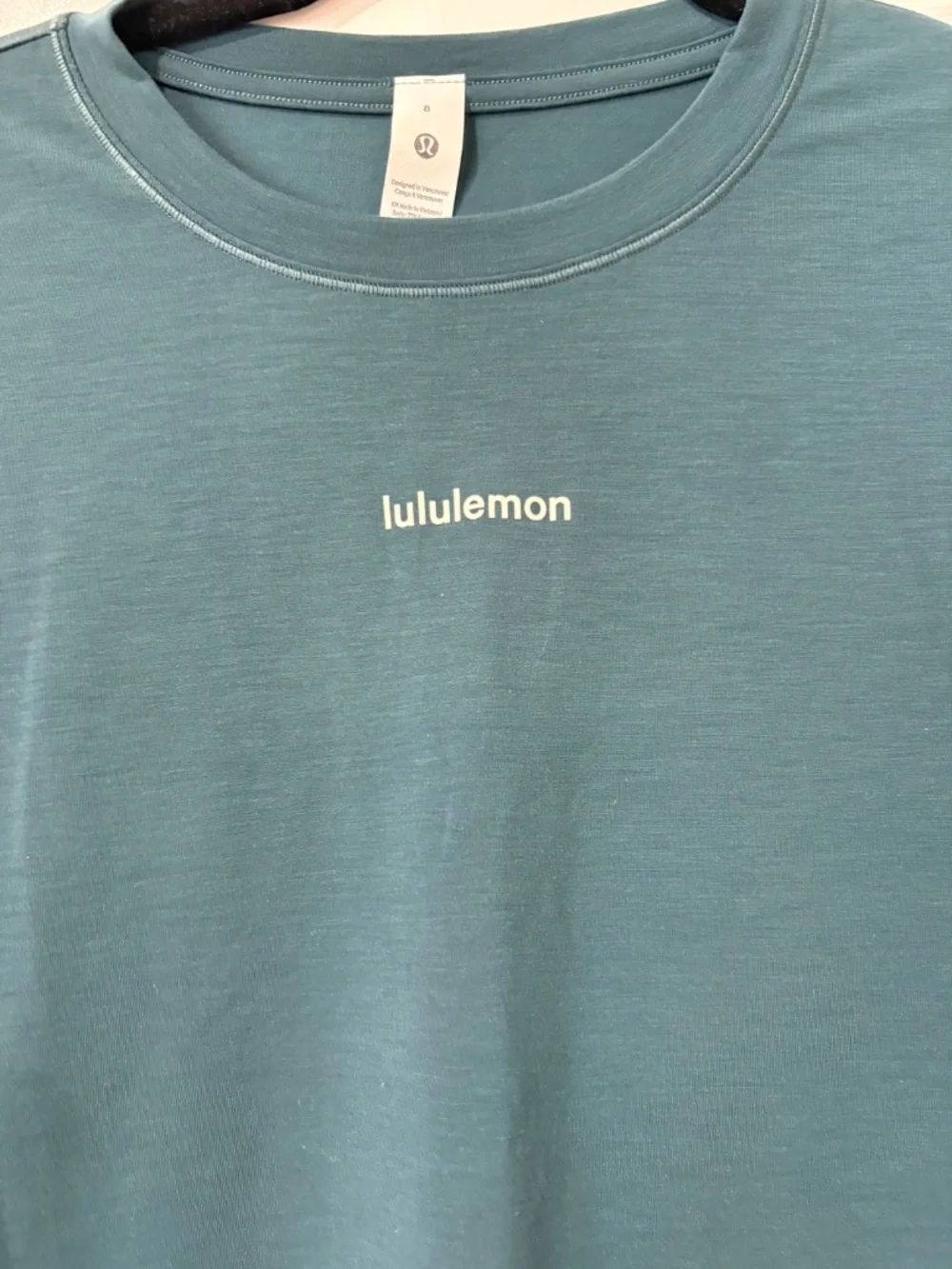 Lululemon Jersey Training wordmark Indochine blue